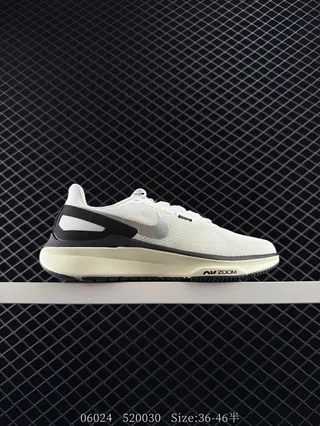 Nike Air Zoom Blancas y Negras con Upper de Malla y Contrafuerte en Talón para Zapatos de Running 2