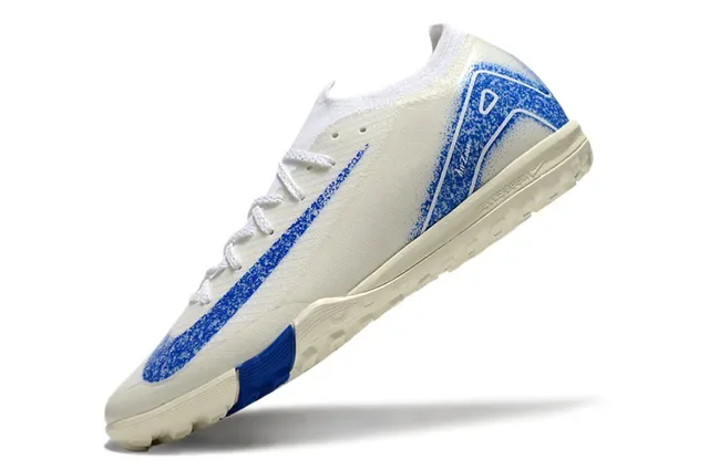 Nike Chaussures de football turf Beige Bleu Low-Cut Knit Upper Graphic Overlay 3