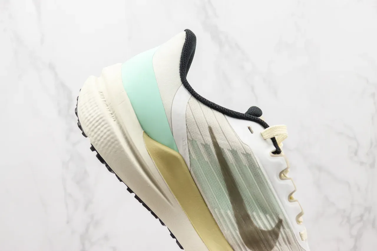 Nike Beige Green Engineered Mesh Upper Ribbed Texture Running Shoes 5