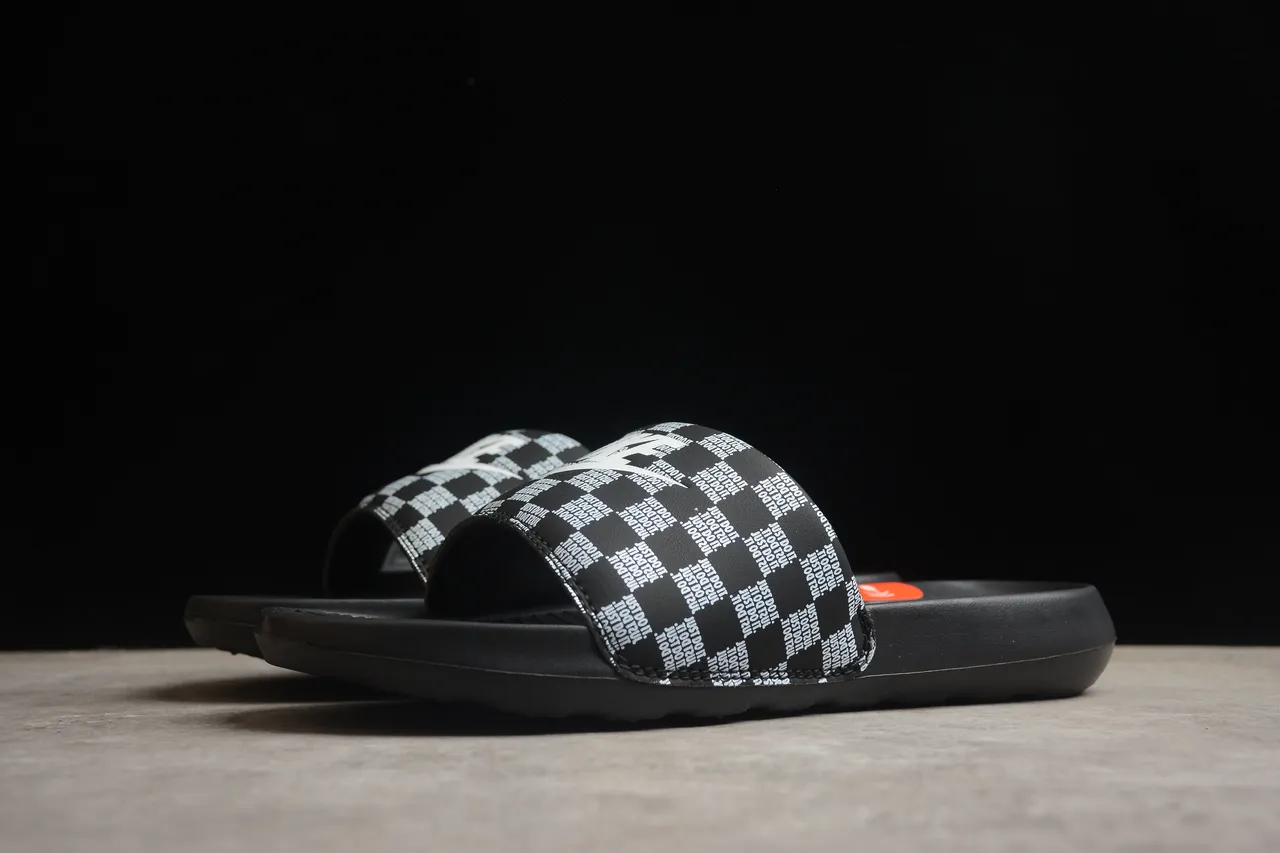 Nike Benassi JDI Checkerboard Print Slippers 12