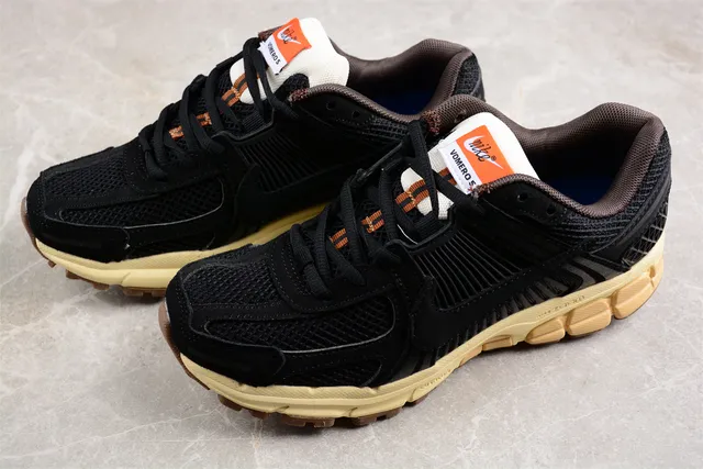 Nike Black Beige Mesh And Synthetic Upper Ribbed Cage Overlay Running Shoes 9