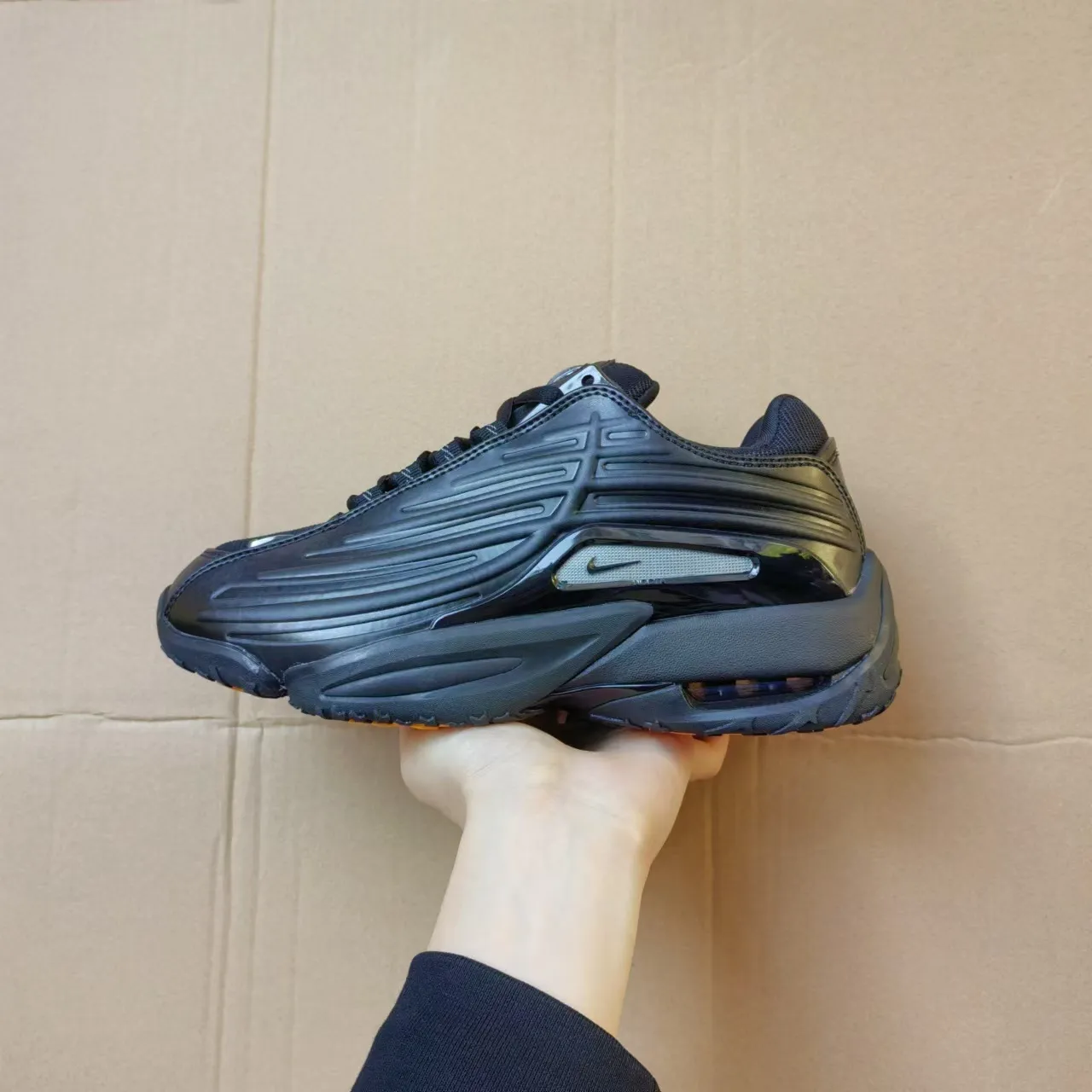 Nike Black Gray Layered Synthetic Cage Ribbed Upper Texture Lifestyle Sneakers 2