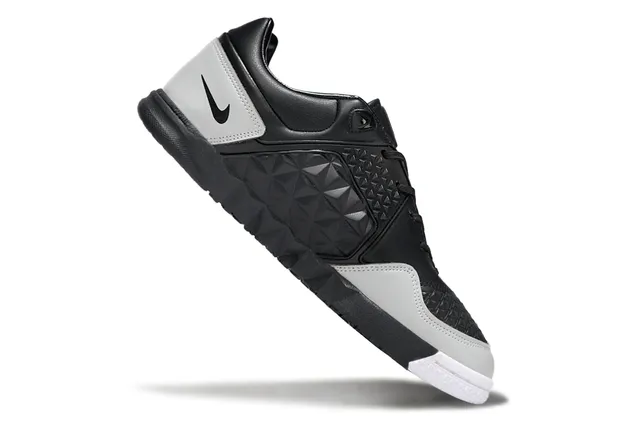 Nike Preto Cinza Tênis de Futebol Indoor de Couro de cano baixo 4