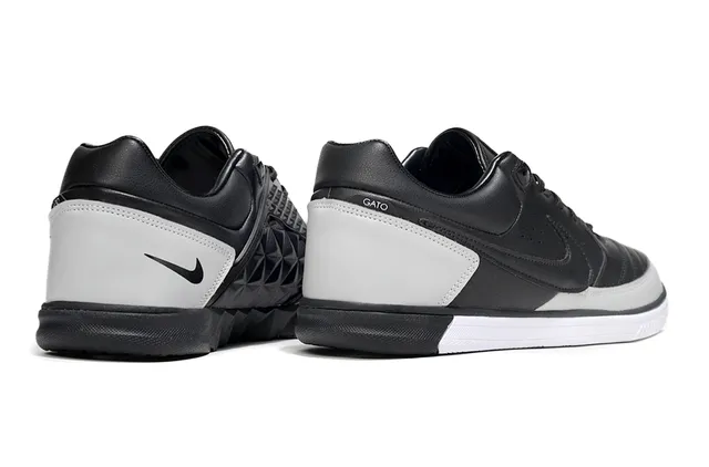 Nike Preto Cinza Tênis de Futebol Indoor de Couro de cano baixo 7
