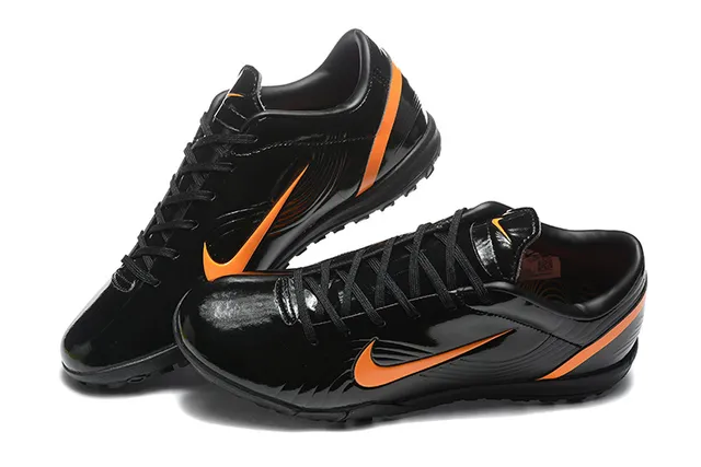 Nike Chaussures de football Turf Noir Orange Coupe-basse Supérieure Synthétique Brillante 3