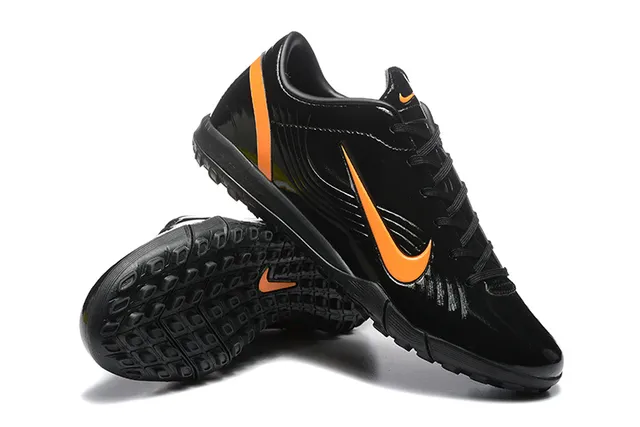 Nike Chaussures de football Turf Noir Orange Coupe-basse Supérieure Synthétique Brillante 6