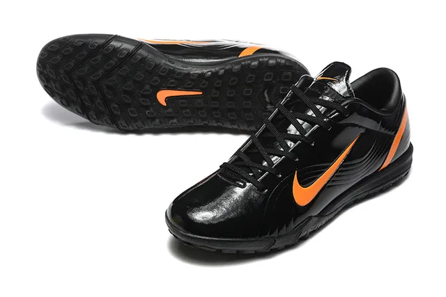 Nike Chaussures de football Turf Noir Orange Coupe-basse Supérieure Synthétique Brillante 7