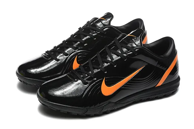 Nike Chaussures de football Turf Noir Orange Coupe-basse Supérieure Synthétique Brillante 8