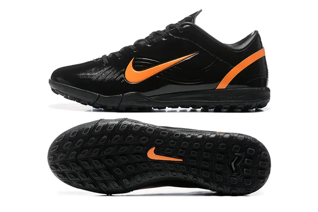 Nike Chaussures de football Turf Noir Orange Coupe-basse Supérieure Synthétique Brillante 9