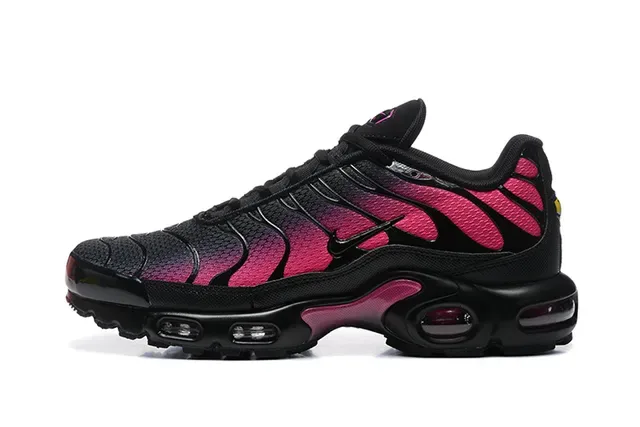 Nike Black Pink Layered Mesh And Synthetic Upper Flame-Inspired Gradient Overlays Lifestyle Sneakers 8