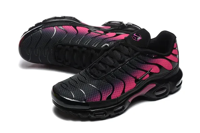 Nike Black Pink Layered Mesh And Synthetic Upper Flame-Inspired Gradient Overlays Lifestyle Sneakers 9