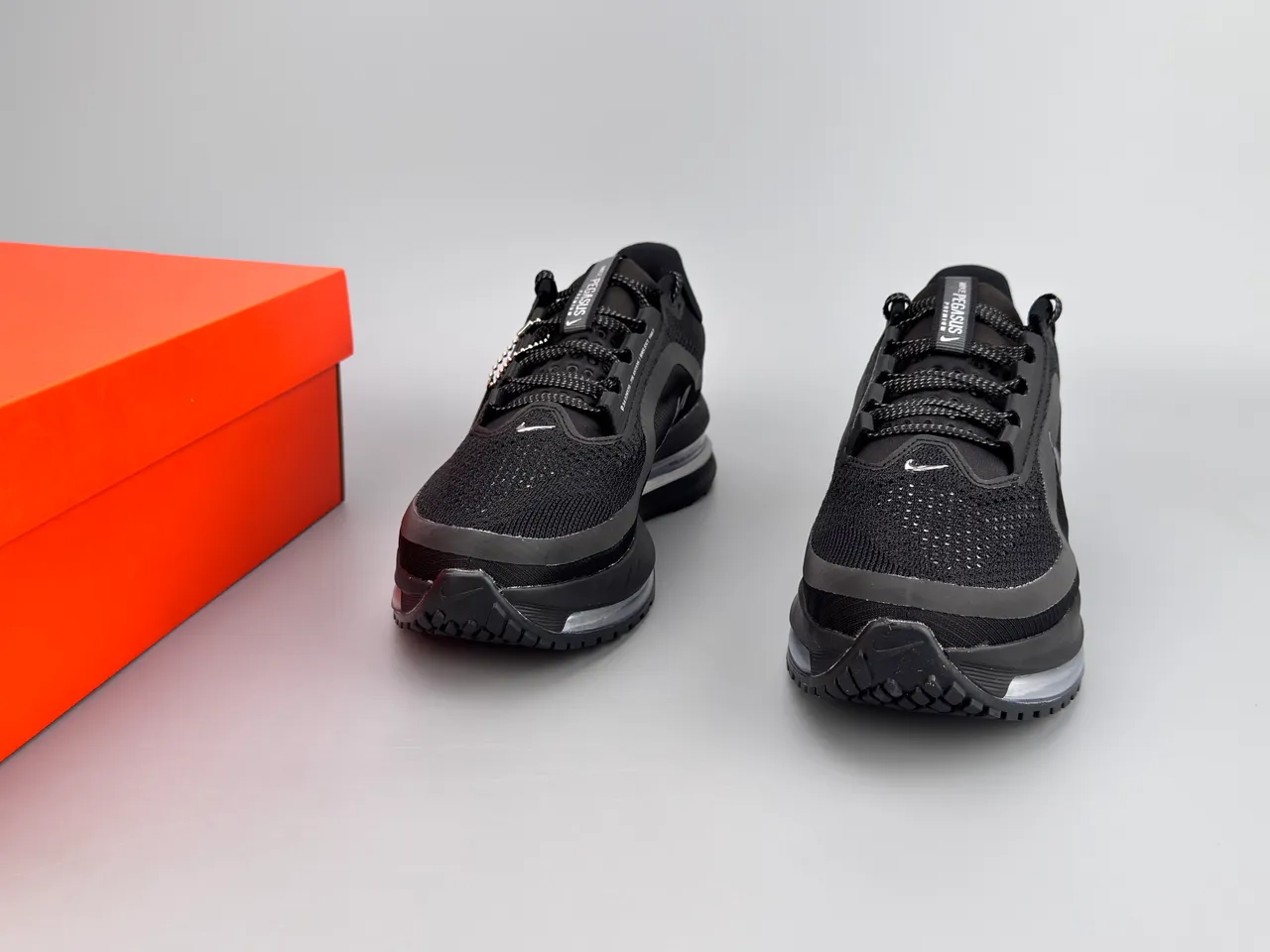 Nike Black Silver Full-Length Air Zoom Unit Engineered Mesh Upper Running Shoes 3