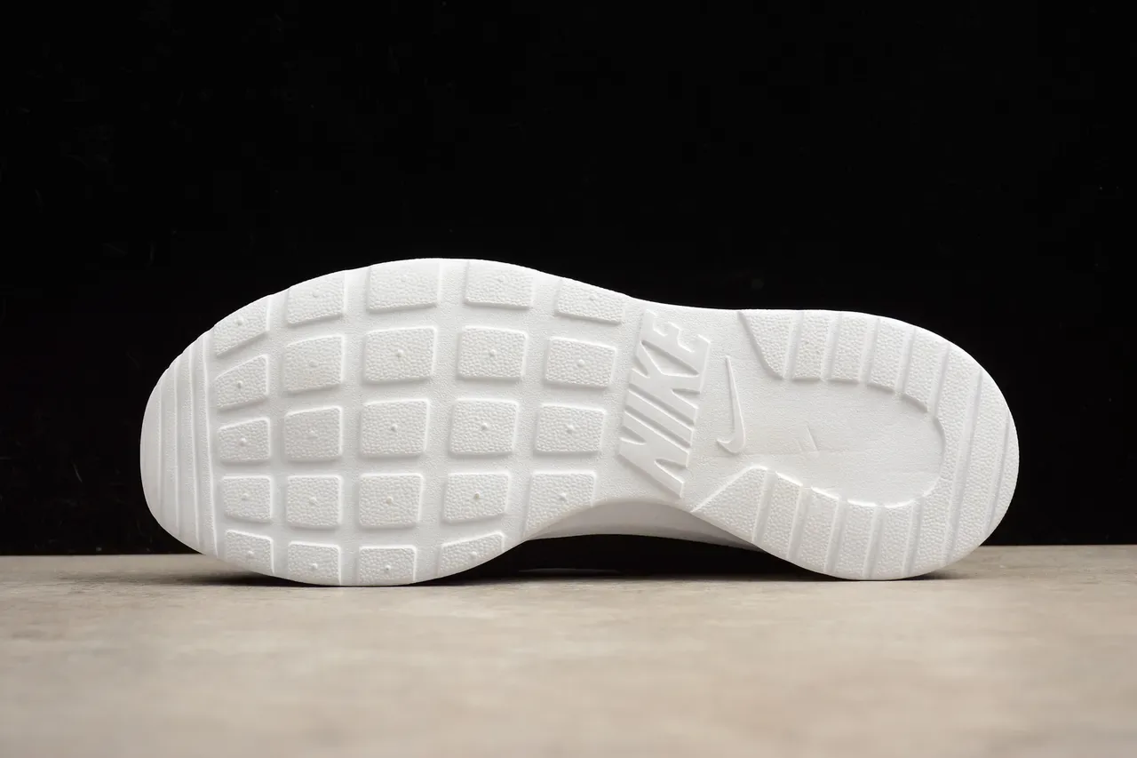 Nike Black White Slip-On Mesh Upper Lifestyle Sneakers 3