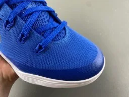 Nike Tênis de Basquete Azul e Preto Low-Top com Upper de Malha Perfurada 2