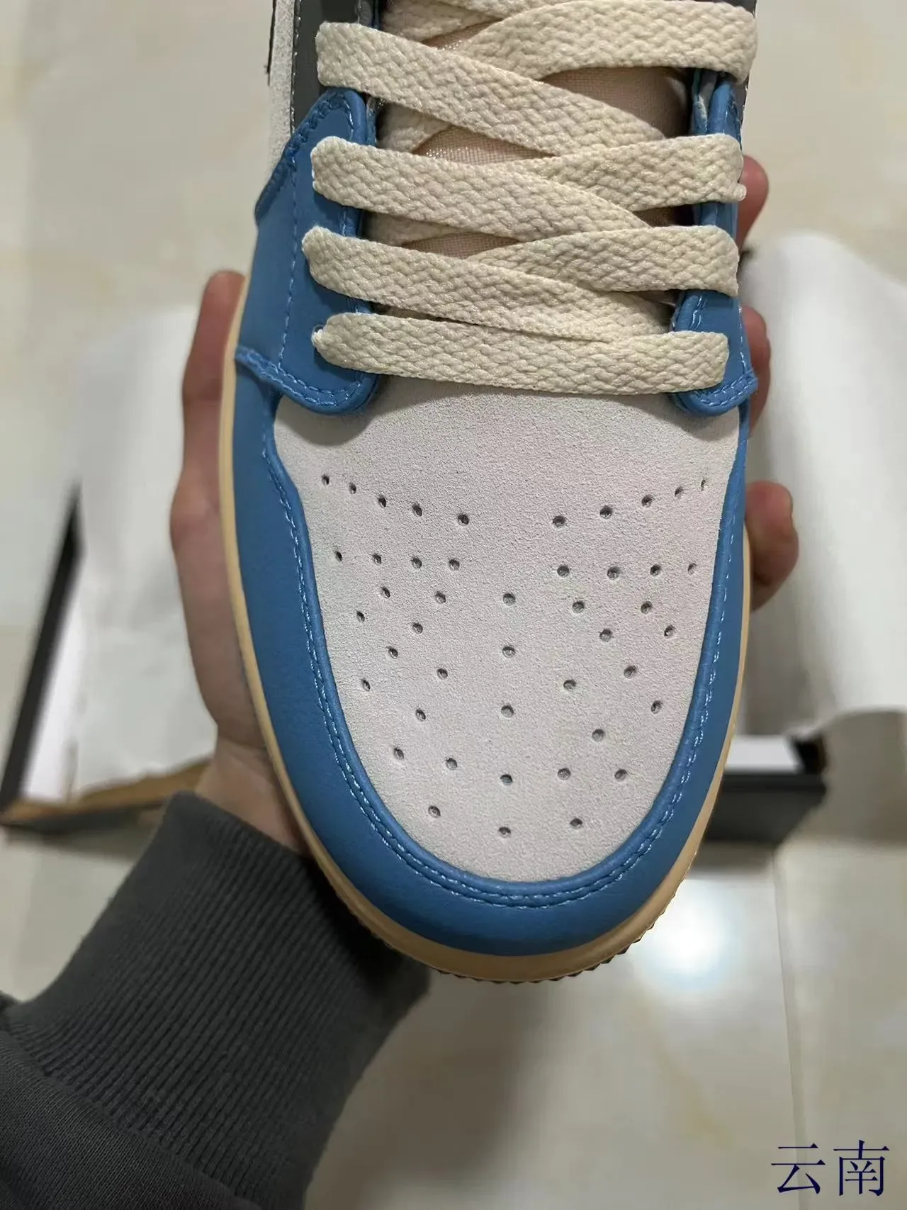 Nike Blue Gray Low-Top Suede And Leather Upper Lifestyle Sneakers 3