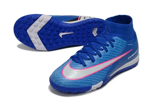 Nike Chaussures de football turf avec upper knit bleu et rose col de chaussette 3