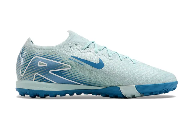 Nike Sapatos de futebol indoor de silhueta baixa com upper de malha azul branco 7