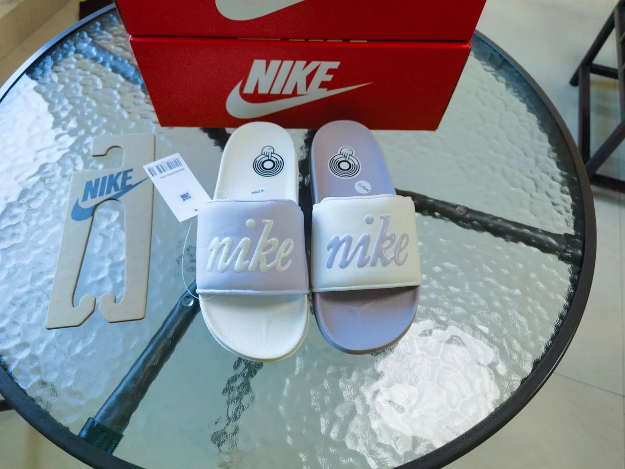 Nike Blue White Single-Strap Slide Embossed Script Logo Slippers 2