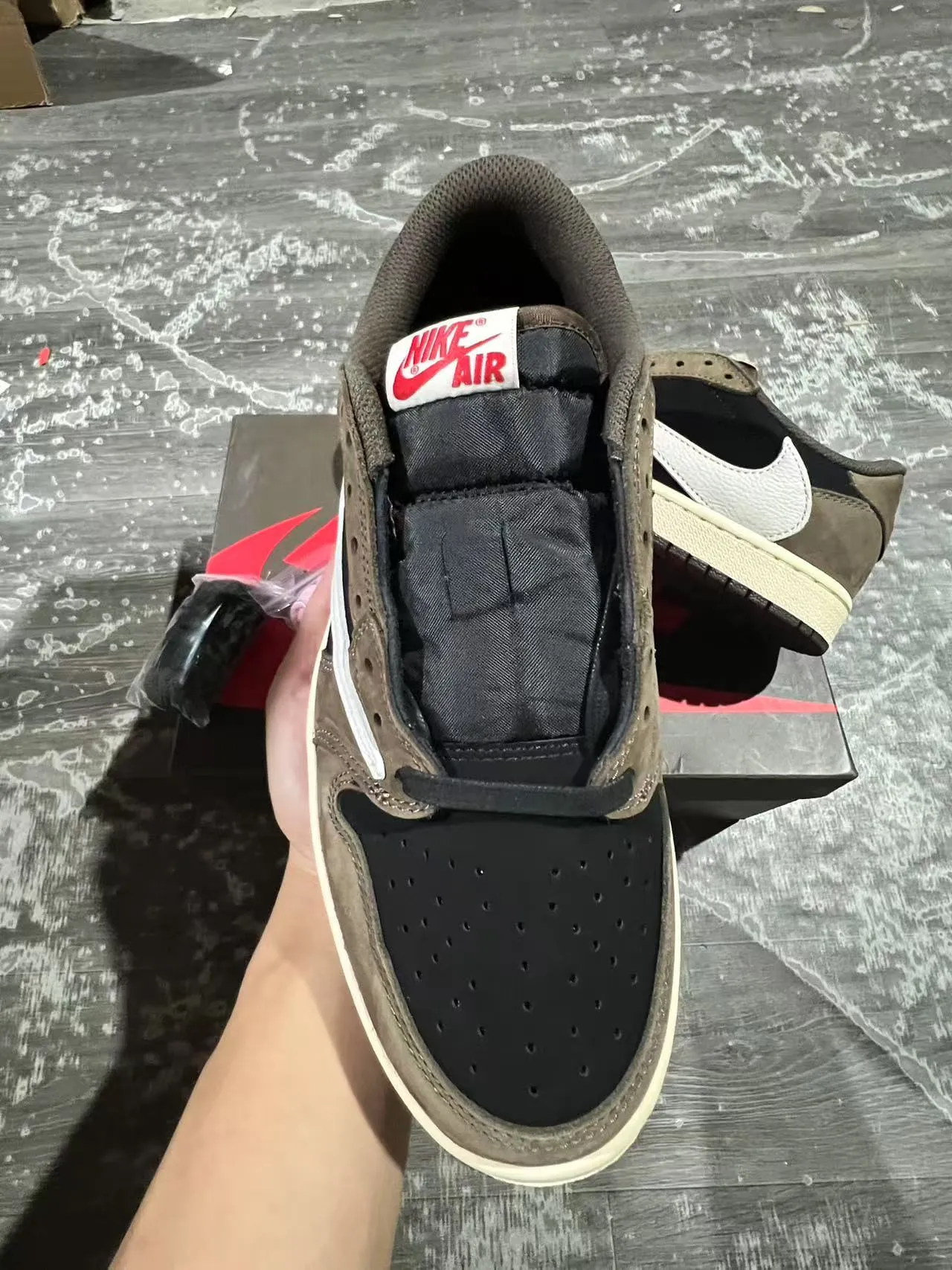 Nike Brown Black Low-Top Suede-and-Textile Upper Lifestyle Sneakers 3