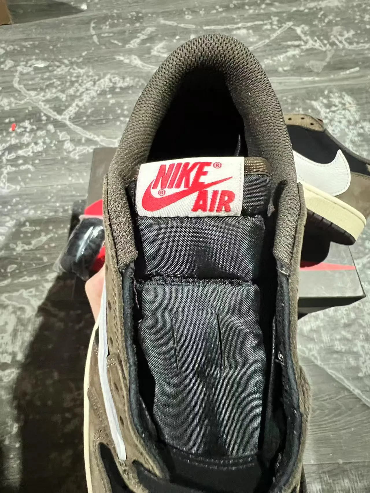 Nike Brown Black Low-Top Suede-and-Textile Upper Lifestyle Sneakers 4