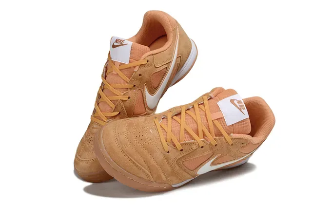 Nike Brown White Low-Top Suede And Mesh Upper Sneakers 3