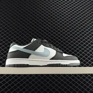 Nike Dunk Low काला सफेद हल्का नीला जीवनशैली स्नीकर्स