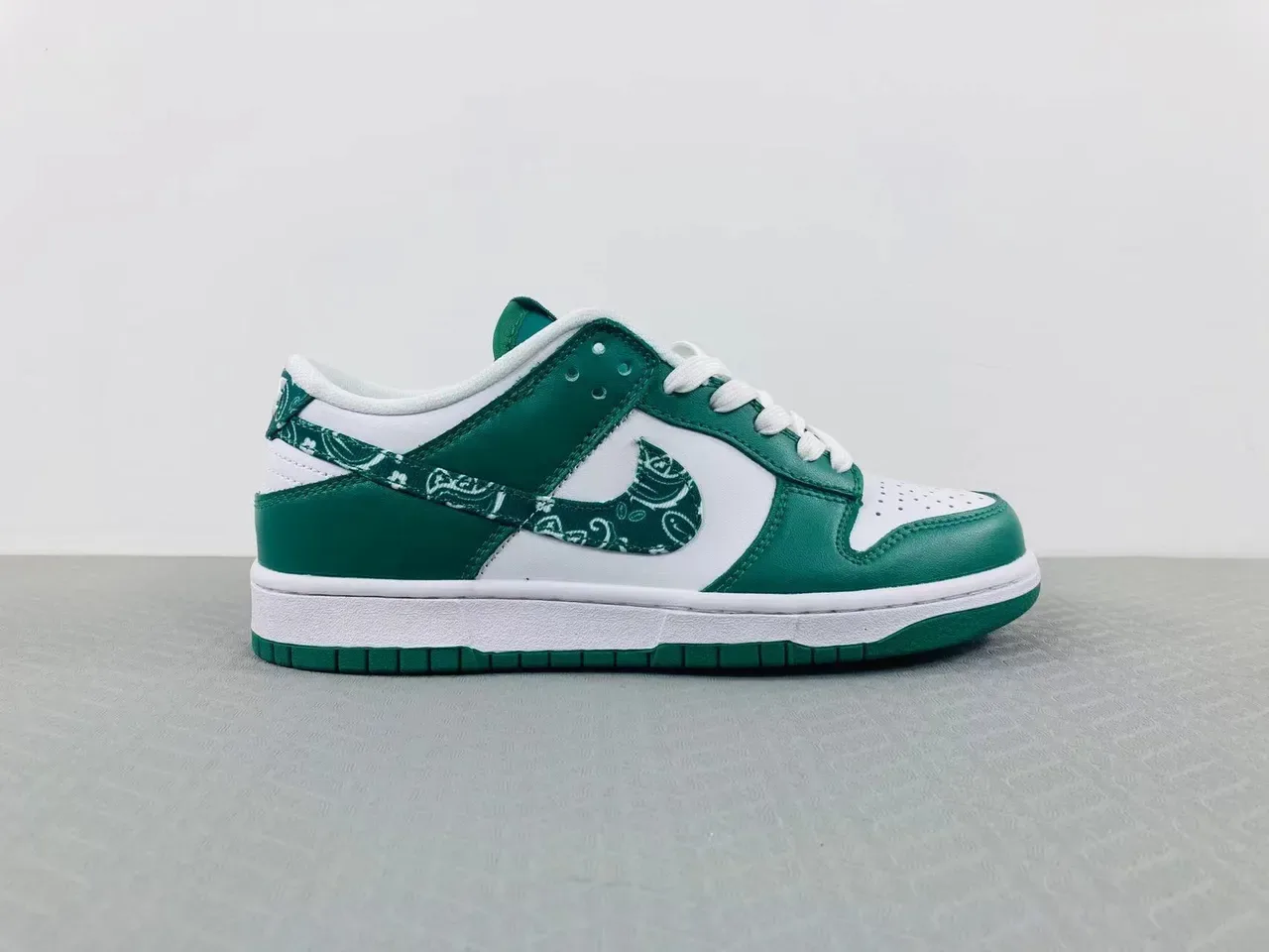 Nike Dunk Low Green and White Bandana Print Lifestyle Sneakers 12
