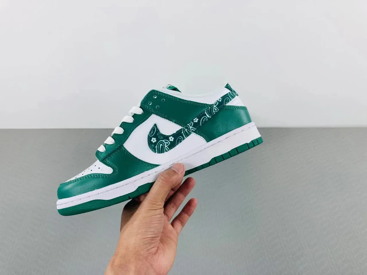 Nike Dunk Low Green and White Bandana Print Lifestyle Sneakers 16