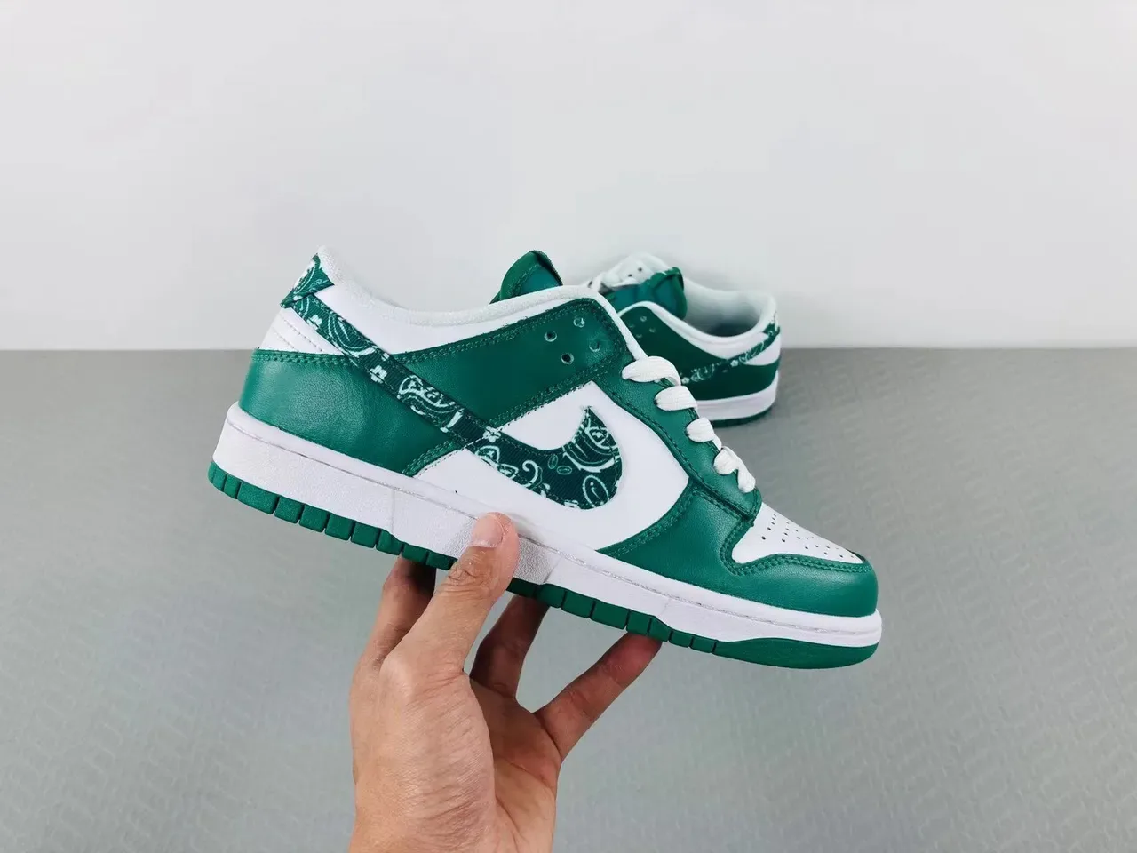 Nike Dunk Low Green and White Bandana Print Lifestyle Sneakers 18