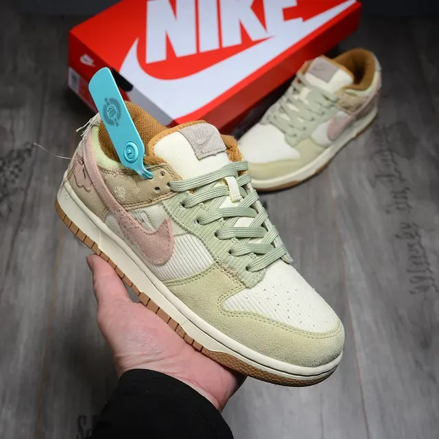 Nike Dunk Low White Green Pink Lifestyle Sneakers 2