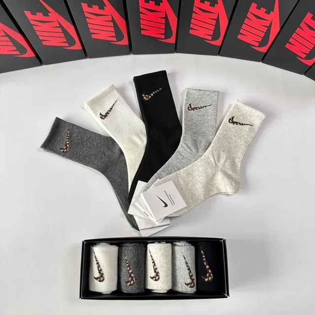 Nike Chaussettes Gris Brun Ourlet Côtelé Broderie Swoosh 8