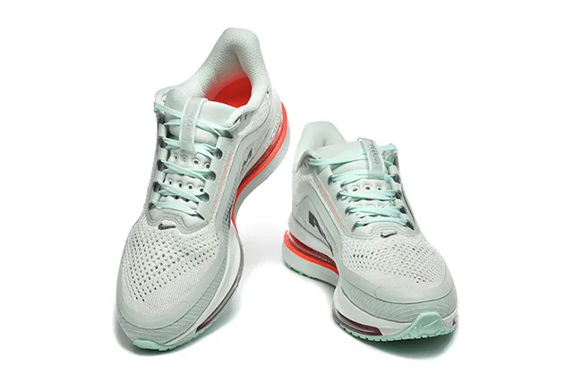 Nike Cinza Laranja Tênis de corrida leve com upper de tricô visível unidade Air Zoom 15