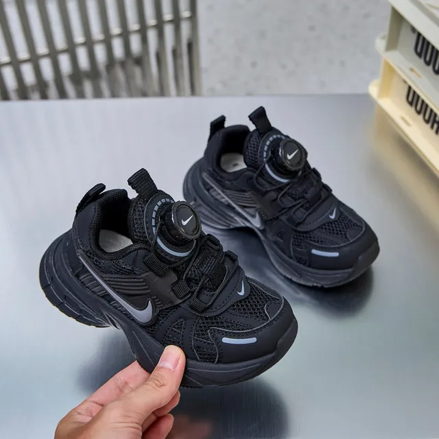 Nike Gray Silver Silhouette Boa Dial Closure Chunky Sneakers 15