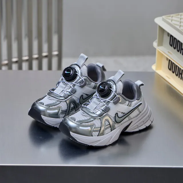 Nike Gray Silver Silhouette Boa Dial Closure Chunky Sneakers 19