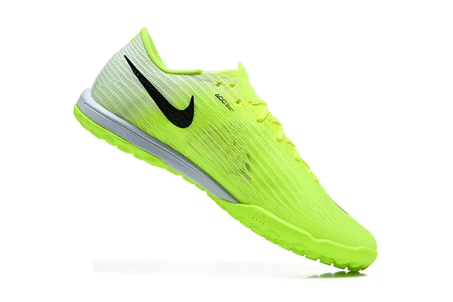 Nike Chaussures de football sur gazon avec empeigne en maille verte noire et colorway lime néon 3