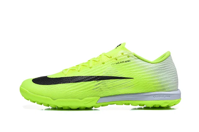 Nike Chaussures de football sur gazon avec empeigne en maille verte noire et colorway lime néon 10