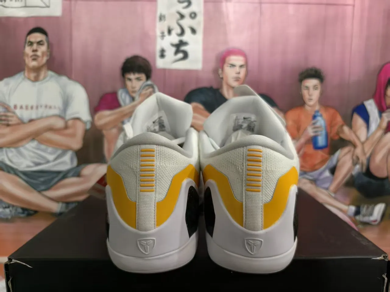Nike Kobe AD chaussures de basket blanc violet jaune 3