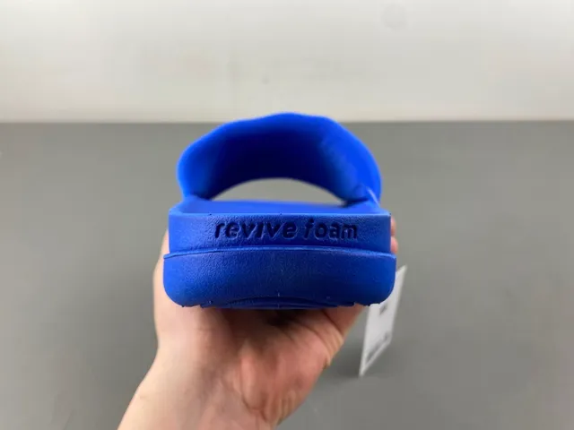Nike Kobe Slide Royal Blue Snakeskin Strap Slipper 3