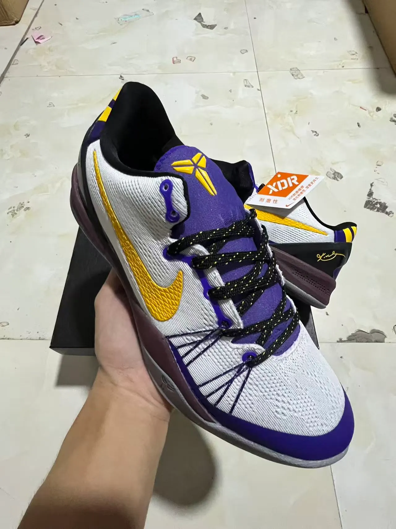 Nike Kobe White Purple Low-Top Silhouette Knit Mesh Upper Basketball Shoes 2