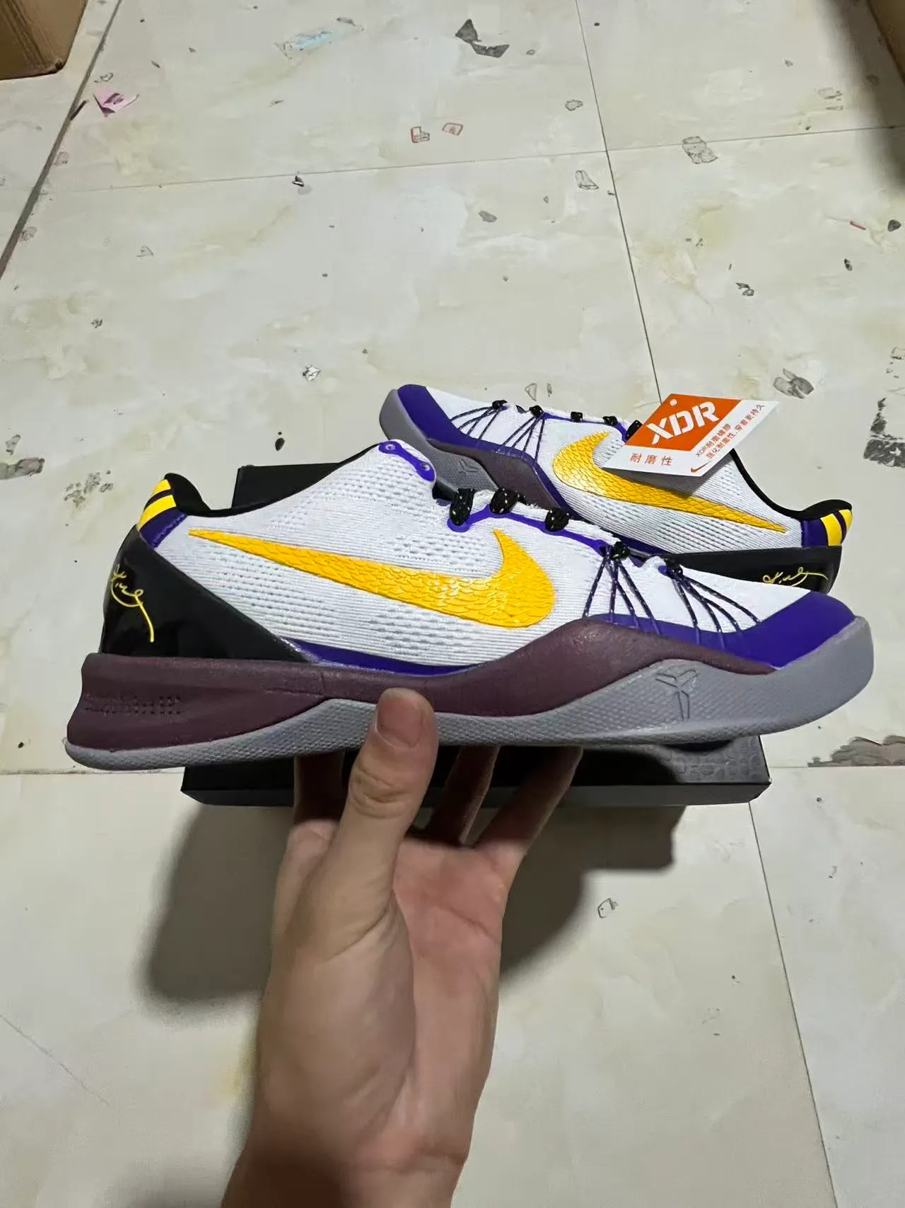 Nike Kobe White Purple Low-Top Silhouette Knit Mesh Upper Basketball Shoes 7