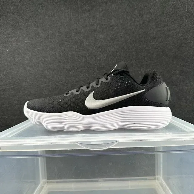 Nike LunarEpic Low Flyknit Black Silver Lifestyle Sneakers 2