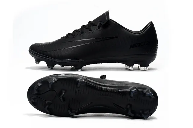Nike Mercurial Noir Argent Haut Synthétique Système de Lacets Asymétrique Terrain Ferme Chaussures de Football 11