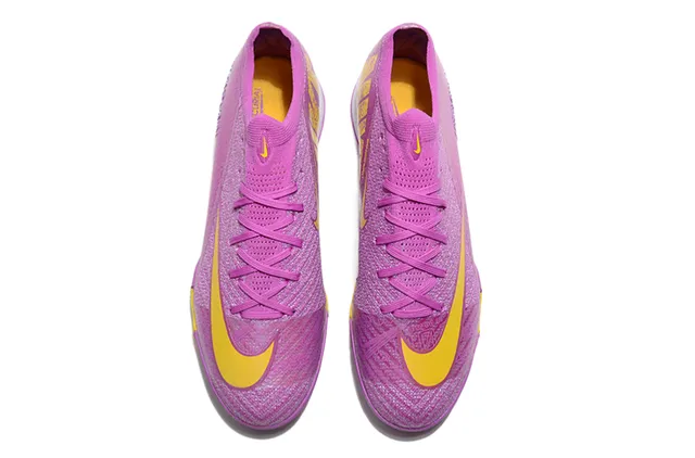 Nike Mercurial Chaussures de football turf avec upper en tricot iridiscent en violet jaune, accent contraste 2