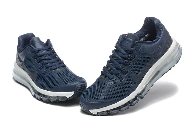 Nike Chaussures de Running Navy White Mesh Upper Full-Length Visible Air Unit 3