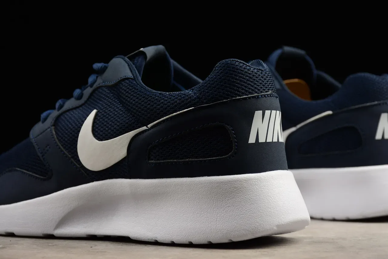 Nike Navy White Mesh Upper Synthetic Overlays Lifestyle Sneakers 4