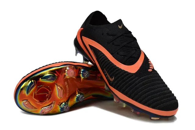Nike Phantom GT Noir Orange Upper en Maille Semelle Holographique Terrain Ferme Chaussures de Football 4