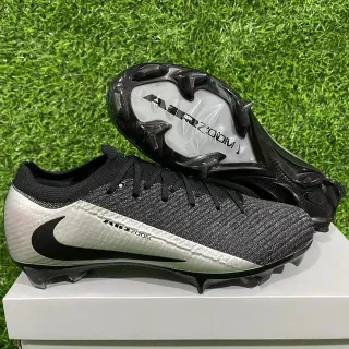 Nike Phantom GT Black Silver Low-Cut Knit Upper Gradient Midfoot Panel Firm-Ground Soccer Shoes