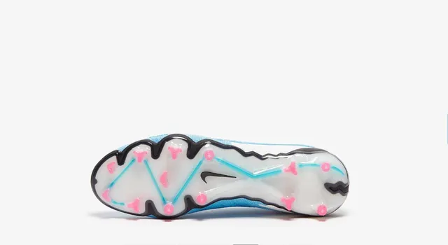 Nike Phantom GT Blue Pink Knit Upper Wave-Textured Firm-Ground Soccer Shoes 4