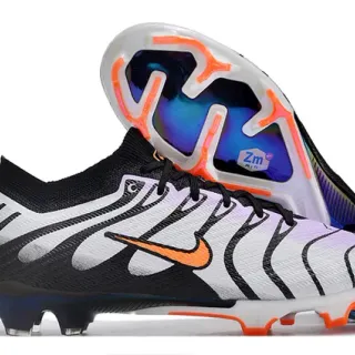 Nike Phantom GT Firm-Ground Soccer Shoes