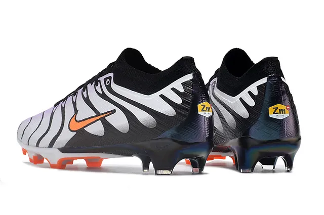 Nike Phantom GT Firm-Ground Sapatos de Futebol 4